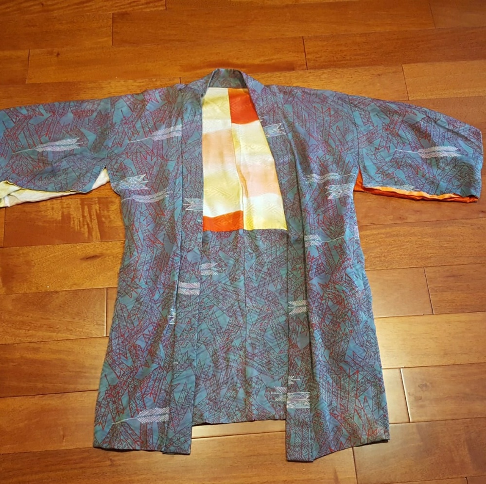 Vintage 100% Silk Kimono